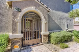 Photo #3: 2453807 Listing