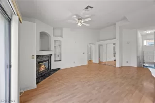 Photo #2: 2453815 Listing 