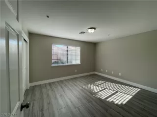 Photo #1: 2453834 Listing