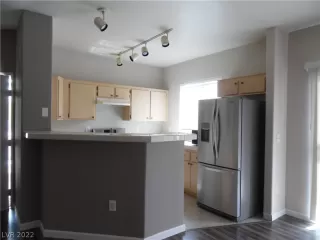 Photo #4: 2453856 Listing 