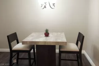 Photo #4: 2453880 Listing 