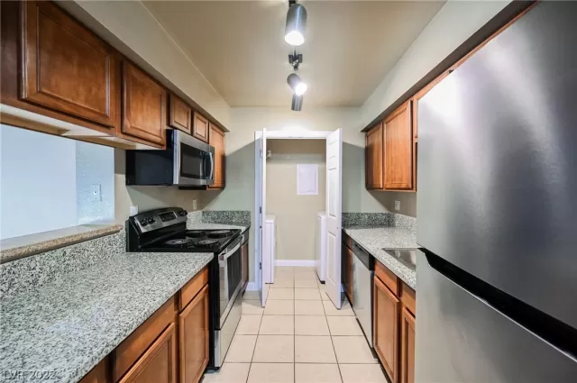 MLS: 2453887 Condo For Sale