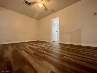 Photo #5: 2453894 Listing