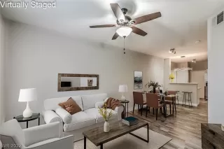 Photo #3: 2453900 Listing