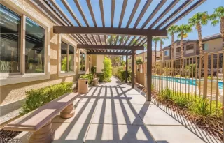 Photo #3: 2453915 Listing 