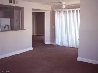 Photo #4: 2453991 Listing 