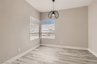 Photo #6: 2454069 Listing 