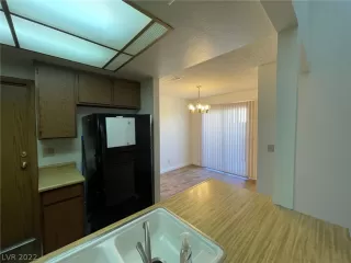 Photo #6: 2454098 Listing 