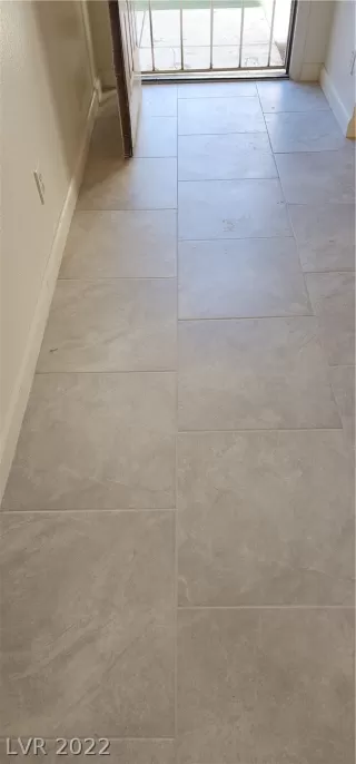 Photo #3: 2454099 Listing 