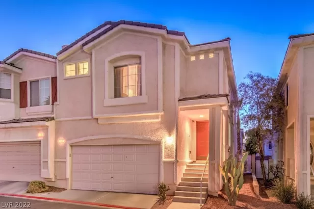 MLS: 2454136 Condo For Sale