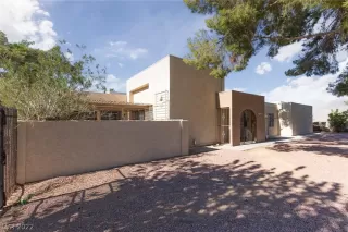 Photo #2: 2454160 Listing