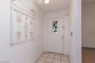 Photo #3: 2454160 Listing