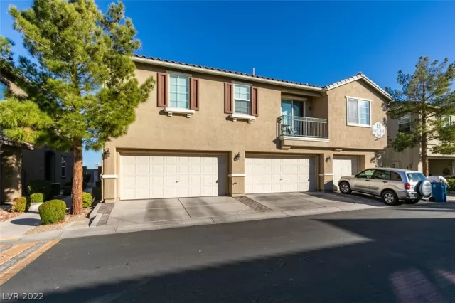 MLS: 2454205 Condo For Sale