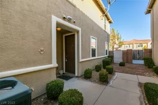 Photo #4: 2454205 Listing 