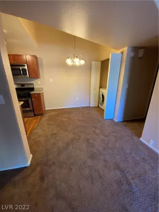 Photo #3: 2454206 Listing 