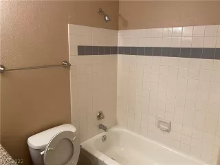 Photo #5: 2454206 Listing 