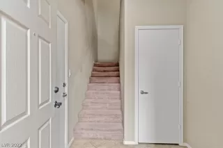 Photo #3: 2454236 Listing 