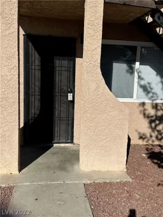 Photo #1: 2454265 Listing 