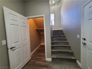 Photo #3: 2454272 Listing 