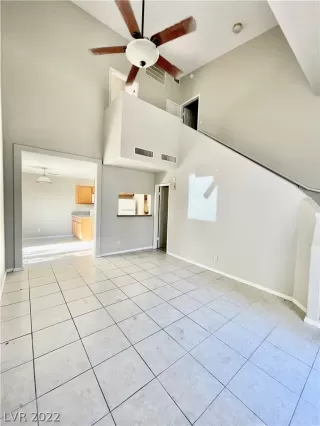 Photo #3: 2454278 Listing 