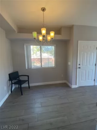 Photo #6: 2454281 Listing