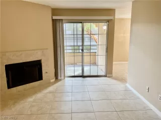 Photo #4: 2454310 Listing 