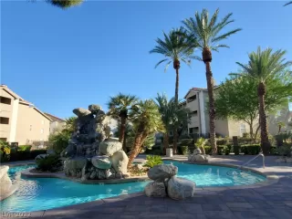 Photo #1: 2454324 Listing 