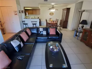 Photo #6: 2454324 Listing 