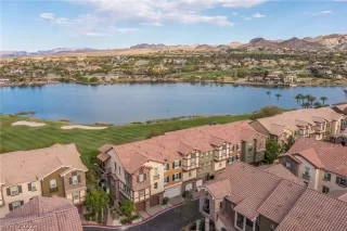 Photo #2: 2454329 Listing 