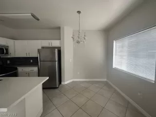 Photo #4: 2454359 Listing 