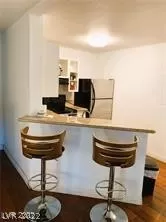 Photo #5: 2454368 Listing 