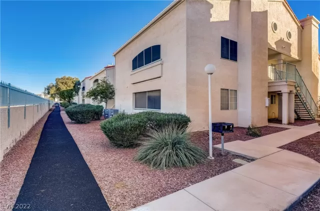 MLS: 2454423 Condo For Sale