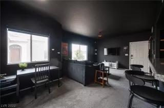 Photo #1: 2454501 Listing 