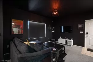 Photo #3: 2454501 Listing 