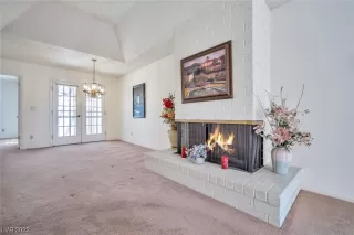 Photo #2: 2454504 Listing