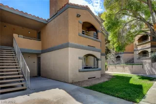 Photo #1: 2454506 Listing