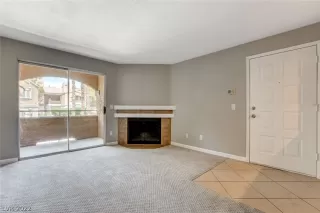 Photo #3: 2454506 Listing