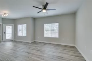 Photo #4: 2454507 Listing