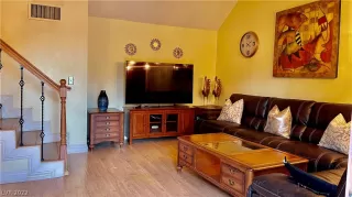 Photo #2: 2454513 Listing 