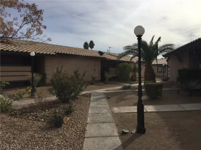 MLS: 2454551 Condo For Sale