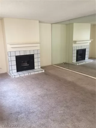 Photo #5: 2454551 Listing 