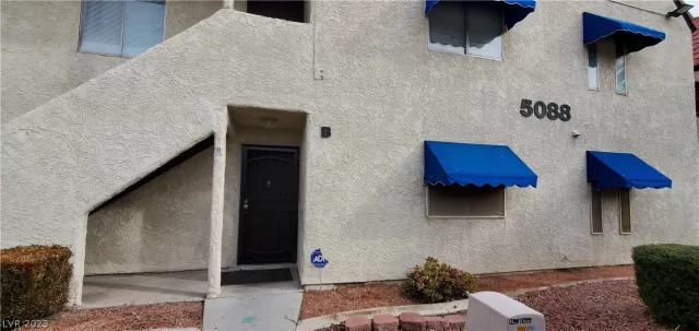 MLS: 2454584 Condo For Sale