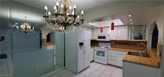 Photo #2: 2454584 Listing 