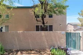 Photo #3: 2454622 Listing