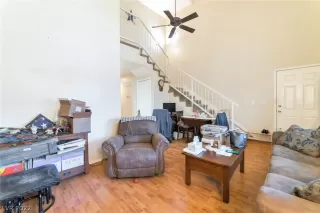 Photo #6: 2454622 Listing