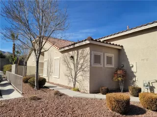 Photo #2: 2454626 Listing 