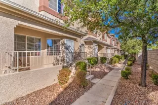 Photo #2: 2454634 Listing 