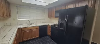 Photo #2: 2454697 Listing 