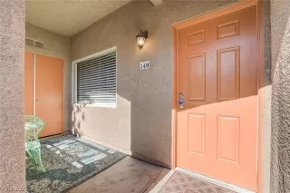 Photo #4: 2454703 Listing