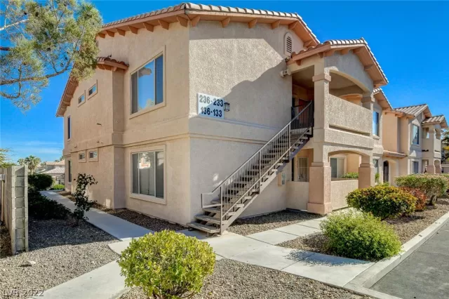 MLS: 2454708 Condo For Sale